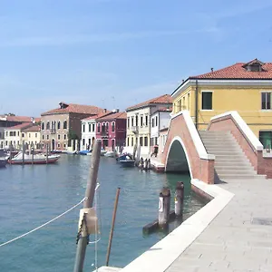 https://ca-del-pomo-grana.hotelslidodijesolo.com